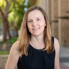 Jennifer_Rabbitts_2025_Cropped